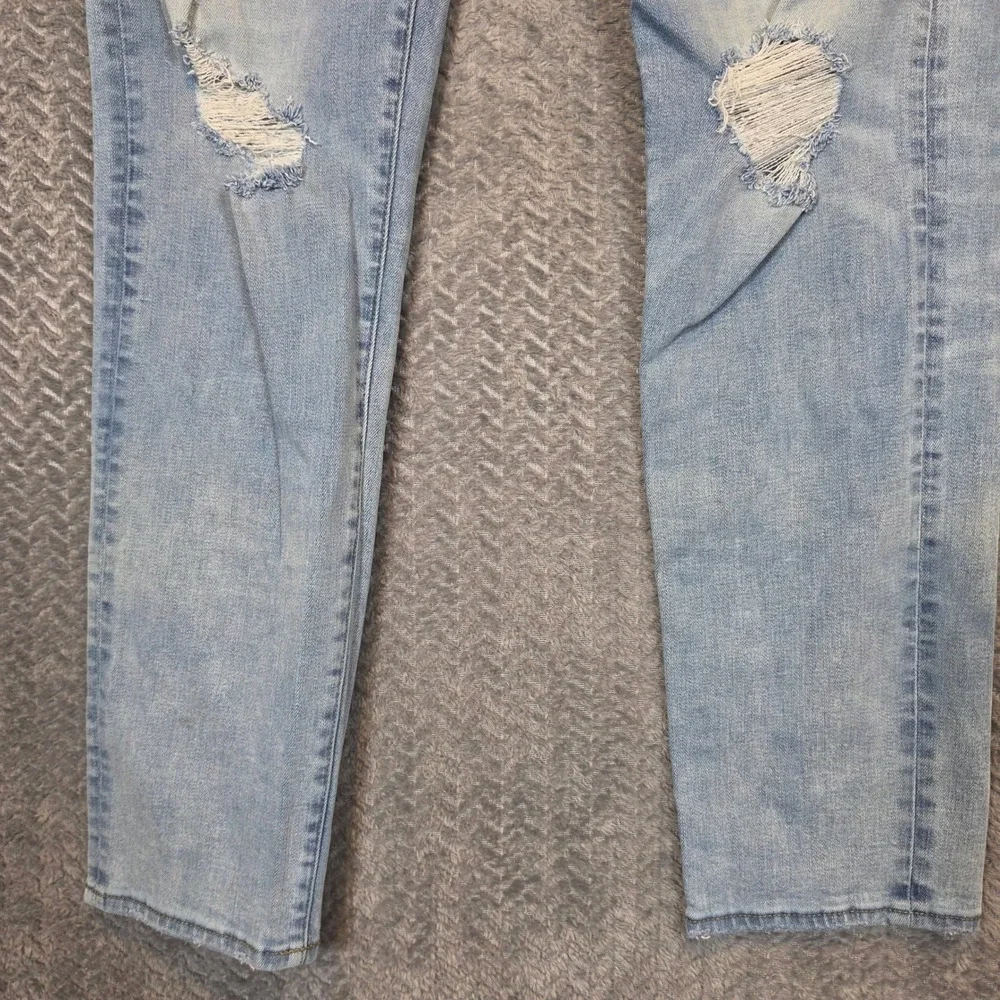 American Eagle Outfitters brand keywords